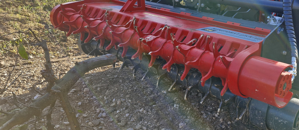 The mulcher classic with wide side displacement