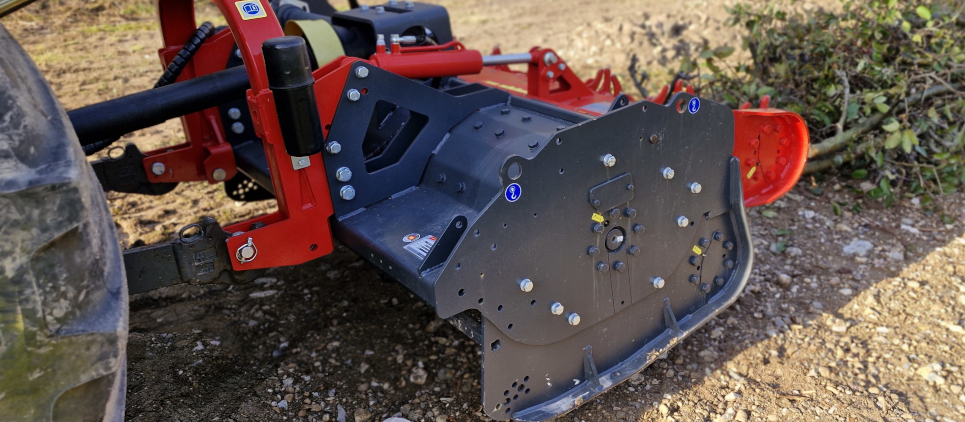 The mulcher classic with wide side displacement