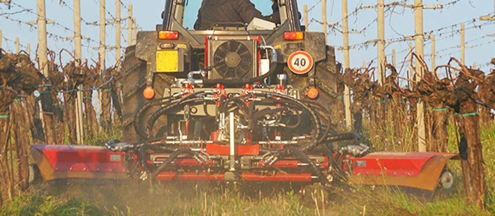 SEPPI PORT-X portaequipos SEPPI PORT-X para el mantenimiento bajo las hileras en huertos y viñedos