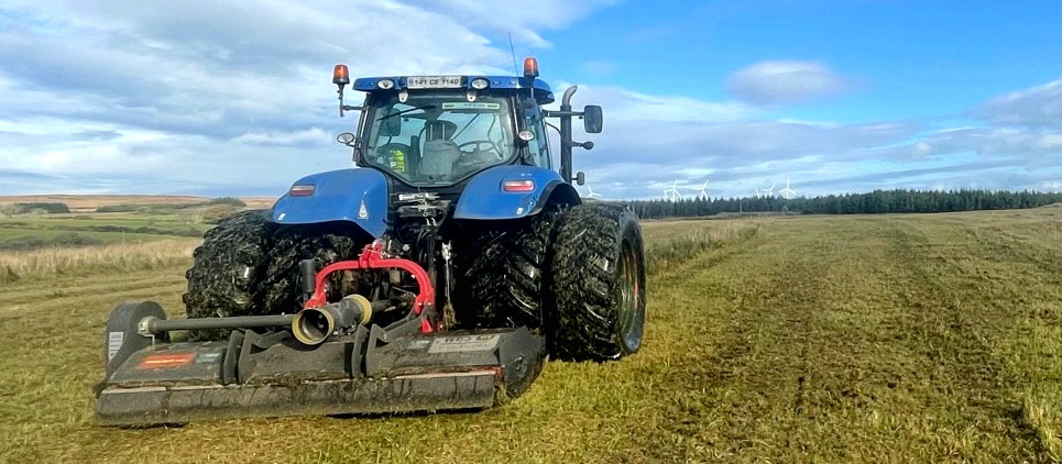 Heavy duty flail mulcher 130-200 HP