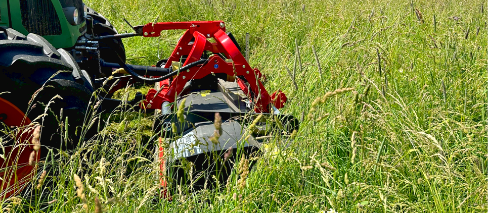 Linear hydraulic side shift 70 cm [28”]