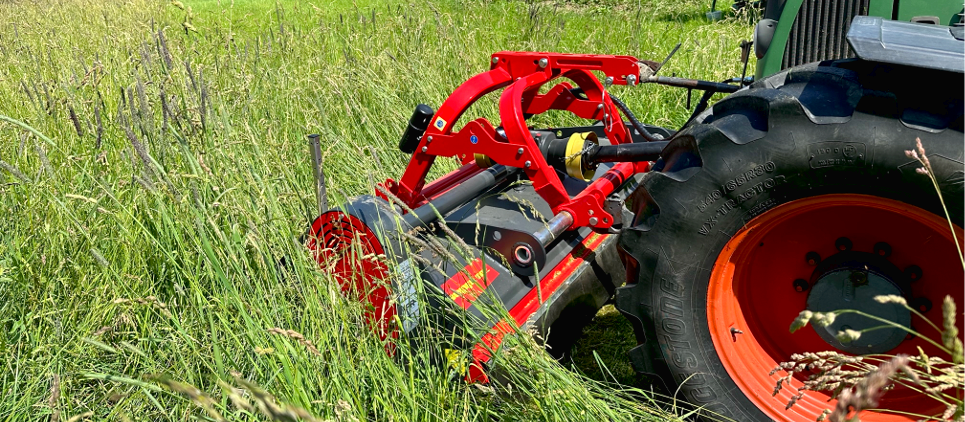 Linear hydraulic side shift 70 cm [28”]