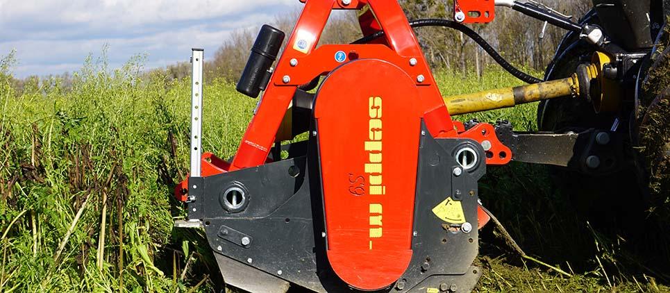 SEPPI S9 dyna trituradora SEPPI S9 dyna es reversible tritura hierba y restos de poda de hasta 9 cm Ø