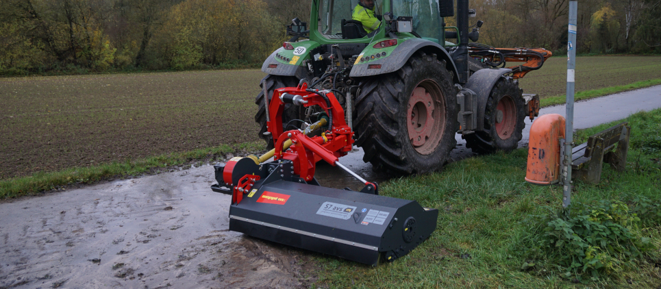 The mulcher classic with wide side displacement