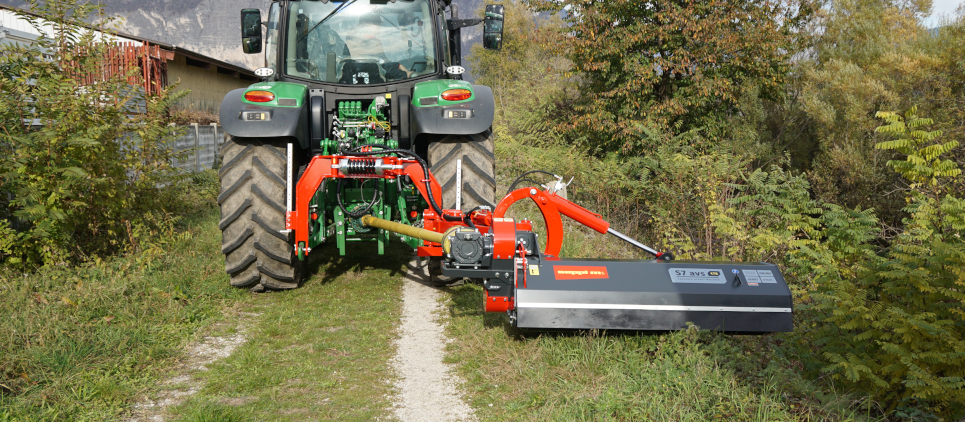 The mulcher classic with wide side displacement