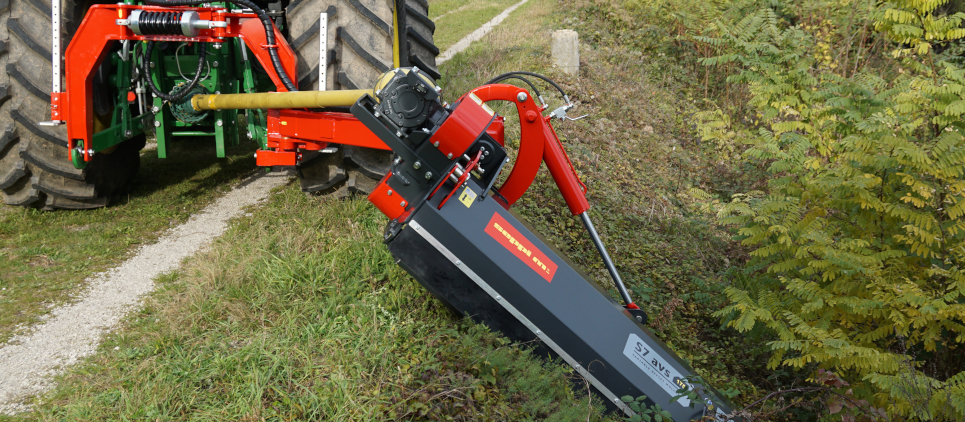 The mulcher classic with wide side displacement