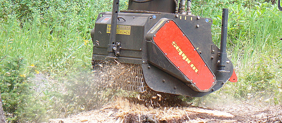 STAR-FC hyd Tills the soil in depth