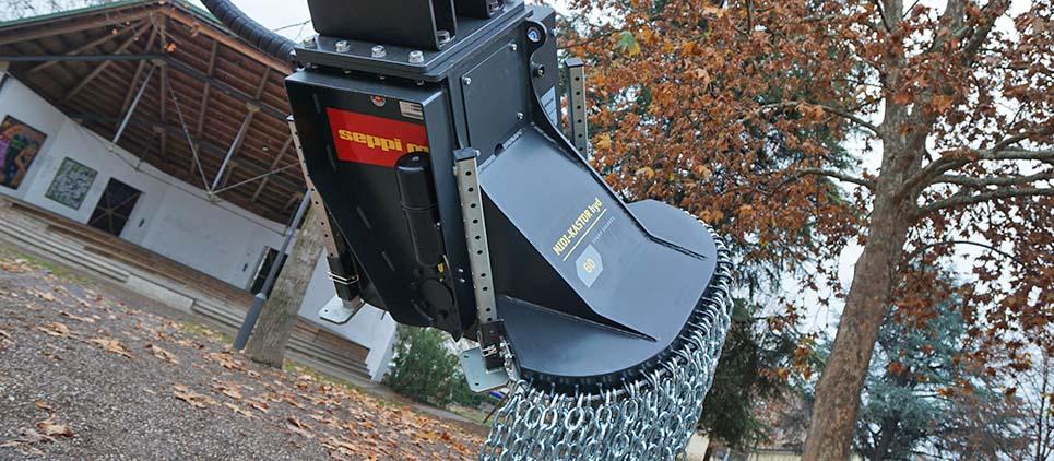 MIDI-KASTOR hyd per escavatori Fresaceppi per escavatori, fresa legna fino 50 cm di diametro