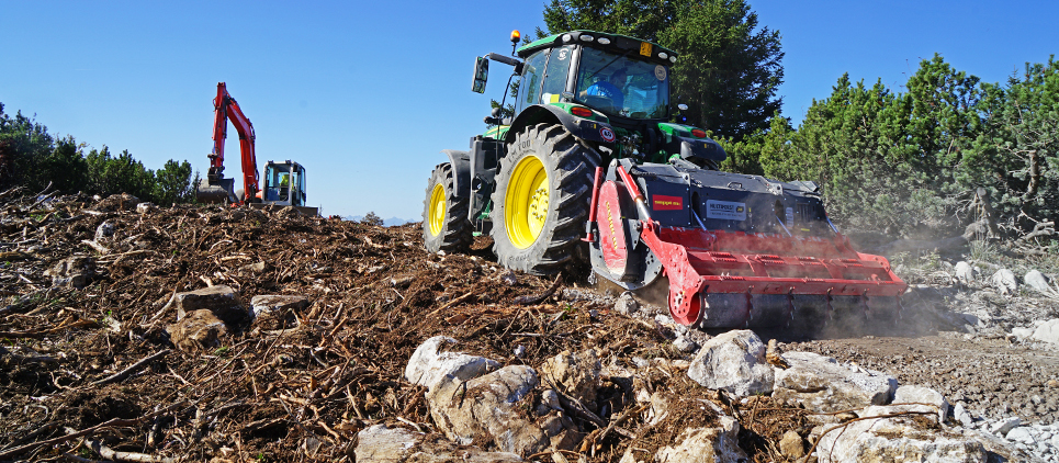 работа на глубине до 25 см и более..