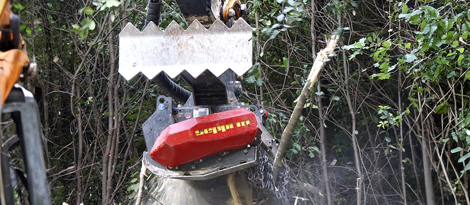 Strong mulcher - attachment for excavator