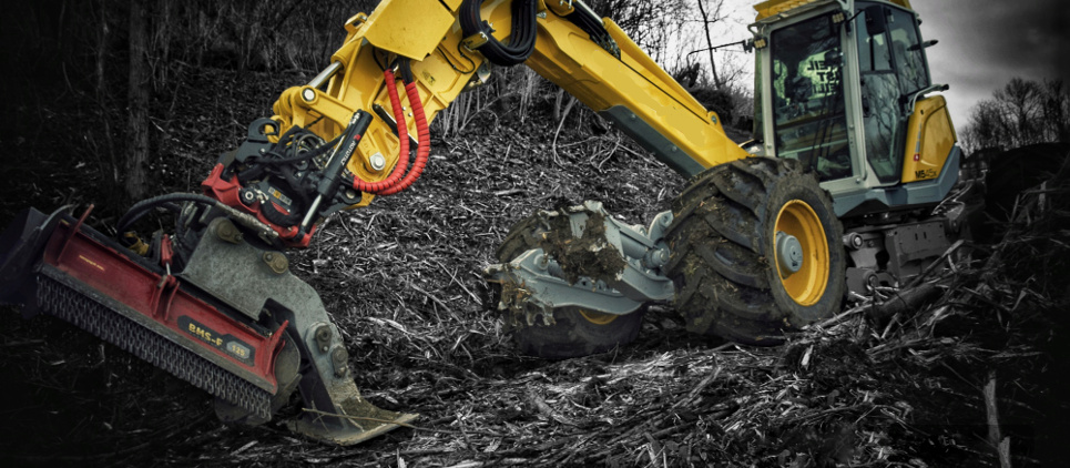 trituradora SEPPI modelo BMS-F es un cabezal hidráulico especial, para ser montado sobre excavadoras de 10 a 20 toneladas, vehículos ferroviarios y otros medios especiales 