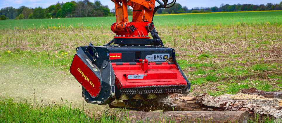 Strong mulcher - attachment for excavator