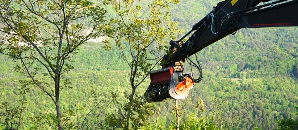 Strong mulcher - attachment for excavator