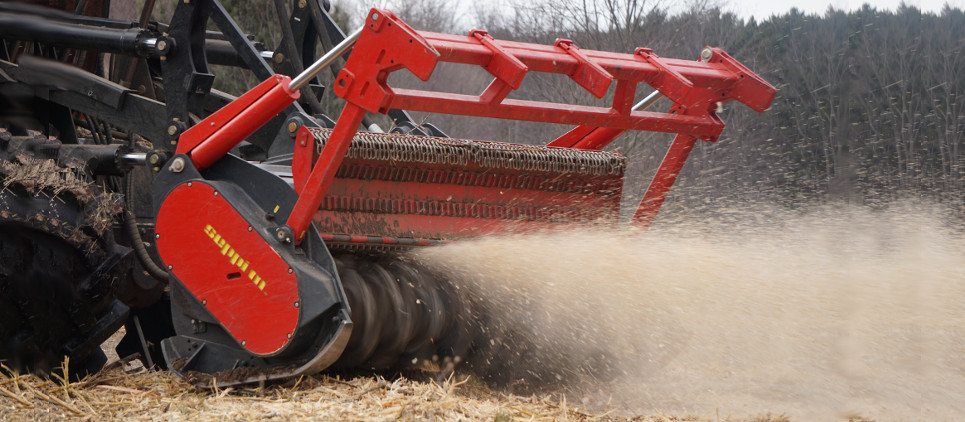 измельчает деревья до 40 см