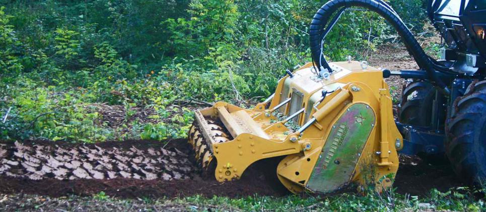 дробит камни до 30 см Ø